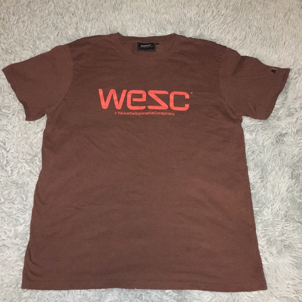 West t shirt